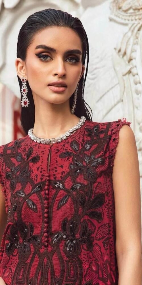 4f4186b6-e79d-4224-b724-e95c19213e84 Maria B M print 25 Vol 4 DESIGN 1402